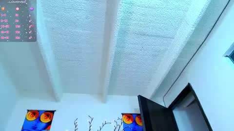 Snapshot of benn_ulus chatting on December 18, 2025, 12:33 pm benn_ulus online show from December 18, 2025, 12:33 pm