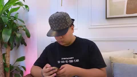 bennett_alejoo online show from March 20, 2026, 7:08 pm