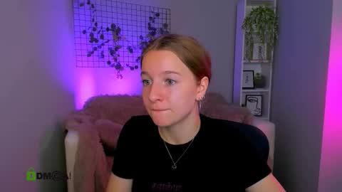 Snapshot of benny_duglas chatting on September 21, 2025, 9:11 am Benny online show from September 21, 2025, 9:11 am