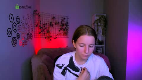 Snapshot of benny_duglas chatting on October 14, 2025, 12:17 pm Benny online show from October 14, 2025, 12:17 pm