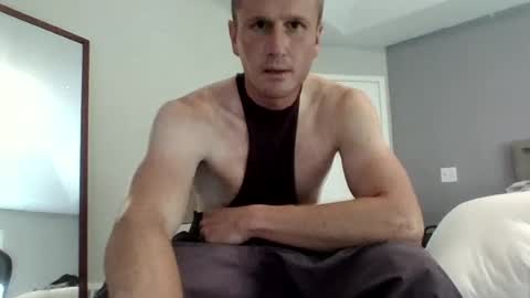 Snapshot of bennyc04041987 chatting on June 26, 2026, 4:11 pm BennyC online show from June 26, 2026, 4:11 pm
