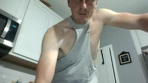 Snapshot of bennyc04041987 chatting on July 7, 2026, 5:54 am BennyC online show from July 7, 2026, 5:54 am