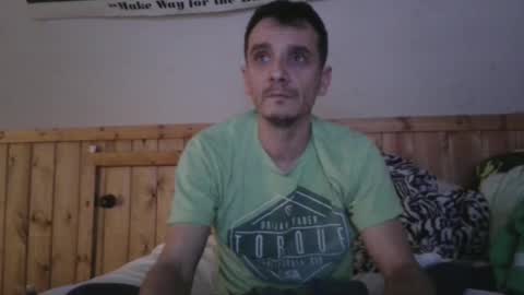 Snapshot of bennymn chatting on January 14, 2025, 6:45 am benny and innocentvixon online show from January 14, 2025, 6:45 am