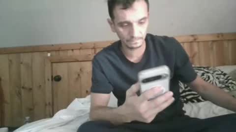 Snapshot of bennymn chatting on January 14, 2025, 6:38 pm benny and innocentvixon online show from January 14, 2025, 6:38 pm