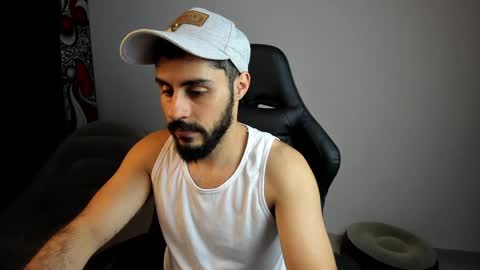 Snapshot of benpatrick69 chatting on January 28, 2025, 11:28 pm ben online show from January 28, 2025, 11:28 pm