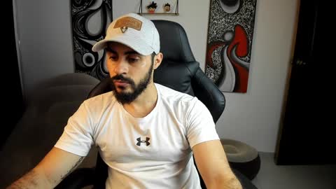 Snapshot of benpatrick69 chatting on February 1, 2025, 10:02 pm ben online show from February 1, 2025, 10:02 pm