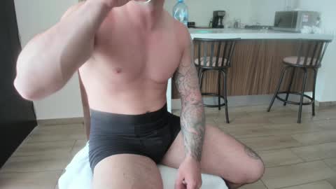 Snapshot of benthebodybuilder chatting on December 9, 2024, 9:05 pm Ben Braxton online show from December 9, 2024, 9:05 pm