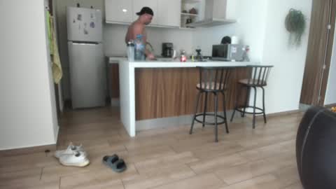 Snapshot of benthebodybuilder chatting on December 13, 2024, 8:37 pm Ben Braxton online show from December 13, 2024, 8:37 pm