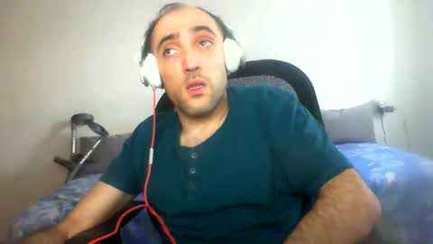 bentish online show from November 15, 2025, 9:50 am