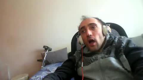 bentish online show from December 20, 2025, 9:16 am