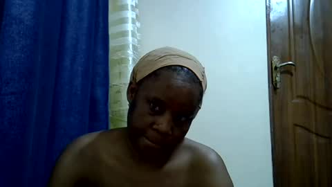 Crazybeibe online show from June 16, 2026, 10:51 am