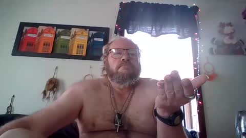 Snapshot of bergeeric1970 chatting on April 1, 2026, 1:41 pm bergeeric1970 online show from April 1, 2026, 1:41 pm