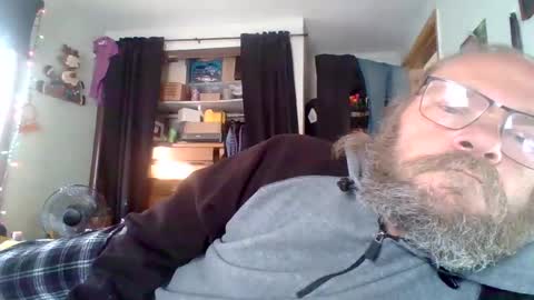 Snapshot of bergeeric1970 chatting on May 2, 2026, 1:38 pm bergeeric1970 online show from May 2, 2026, 1:38 pm
