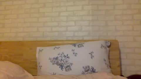 tixxie  online show from February 10, 2025, 12:52 am