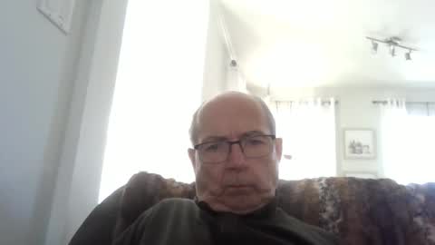 bernard1102 online show from February 22, 2026, 5:55 pm