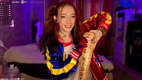 Snapshot of berrryjelly chatting on October 26, 2025, 11:16 am Hi Im NikaComing back online on Monday 3 online show from October 26, 2025, 11:16 am