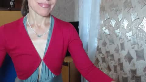 berry2024 online show from September 18, 2025, 4:58 am