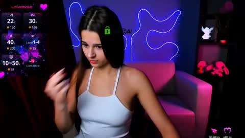 Snapshot of berry_alma chatting on October 14, 2025, 1:34 pm Alma online show from October 14, 2025, 1:34 pm