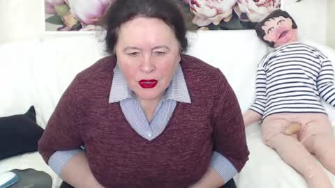 Snapshot of berryshickx chatting on March 9, 2025, 9:35 am BerryShickX online show from March 9, 2025, 9:35 am