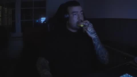 berto3389 online show from April 8, 2026, 12:10 am