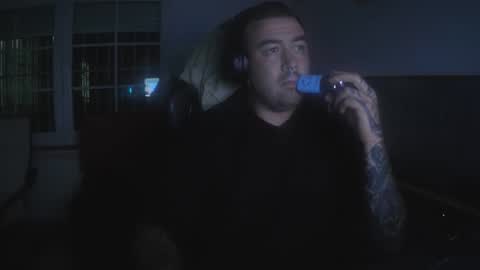 Snapshot of berto3389 chatting on May 10, 2026, 12:27 am berto3389 online show from May 10, 2026, 12:27 am
