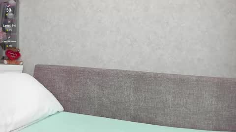 Snapshot of best__angelica chatting on February 15, 2026, 5:53 pm best__angelica online show from February 15, 2026, 5:53 pm