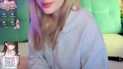 Snapshot of best_trip chatting on November 4, 2025, 3:22 pm Danny and Kira online show from November 4, 2025, 3:22 pm