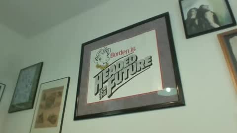 bestshot1951 online show from November 26, 2025, 1:01 pm