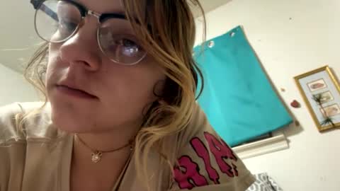 Bethanytakesitt online show from February 8, 2025, 7:59 am