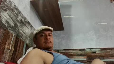 beto471292 online show from July 4, 2026, 9:32 pm