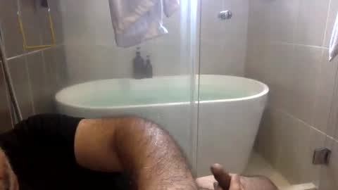 Snapshot of betoooox chatting on January 20, 2025, 2:36 pm Virtual Gentleman online show from January 20, 2025, 2:36 pm