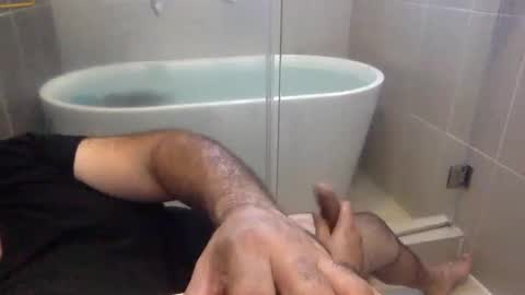 Snapshot of betoooox chatting on January 25, 2025, 9:14 pm Virtual Gentleman online show from January 25, 2025, 9:14 pm