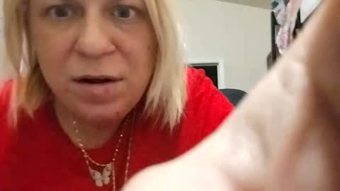 betsygore78 online show from February 6, 2025, 10:59 am