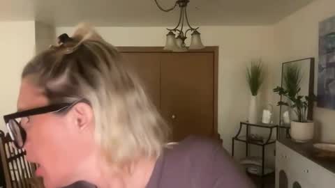 Best Time and Even better Convo online show from November 23, 2025, 2:22 am