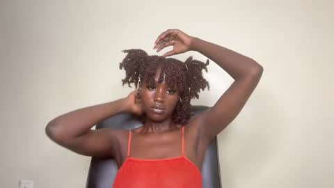 Snapshot of betty_fire_ chatting on January 5, 2025, 1:47 pm Adah online show from January 5, 2025, 1:47 pm