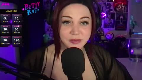 BettyBats online show from April 17, 2026, 2:25 am