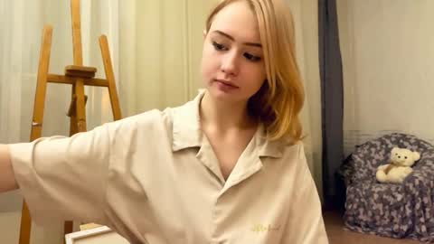 Snapshot of bettymorante chatting on February 16, 2026, 12:23 pm Hinata online show from February 16, 2026, 12:23 pm