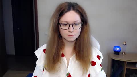 Snapshot of bettystar_ chatting on January 30, 2025, 4:24 pm Betty online show from January 30, 2025, 4:24 pm