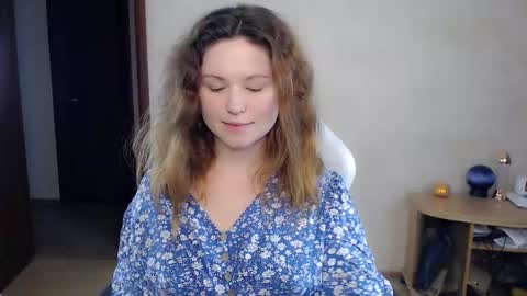 Snapshot of bettystar_ chatting on October 9, 2025, 9:35 pm Betty online show from October 9, 2025, 9:35 pm