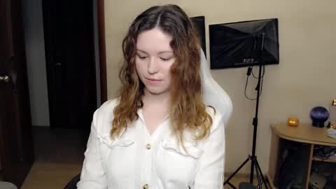 Snapshot of bettystar_ chatting on October 16, 2025, 7:59 pm Betty online show from October 16, 2025, 7:59 pm