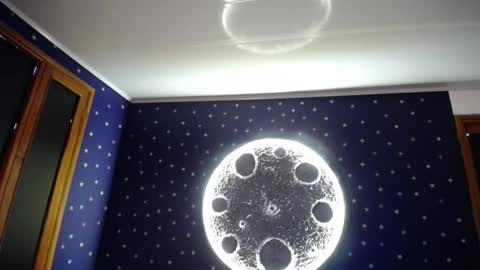 beyota online show from December 5, 2025, 2:25 pm