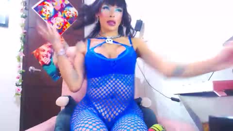 INSTA dannacampuzanno ONFNS dannacampuzano online show from April 26, 2026, 5:49 am