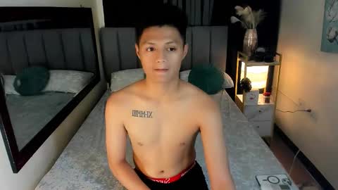 bhillrhey121103 online show from December 14, 2025, 10:09 am