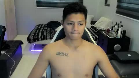 bhillrhey121103 online show from February 7, 2026, 8:07 am