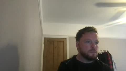 Snapshot of bhm2022 chatting on September 30, 2025, 10:31 am bhm2022 online show from September 30, 2025, 10:31 am