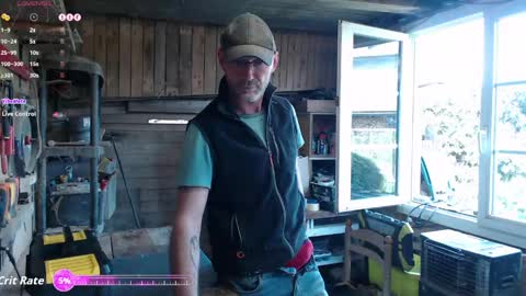 Snapshot of bi_french69 chatting on April 14, 2026, 11:49 am My name is David and if you like public exhibitions you wont be disappointed with me LoL - My favorite vibes is 44 online show from April 14, 2026, 11:49 am