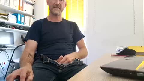 Snapshot of bi_french69 chatting on May 15, 2026, 10:22 am My name is David and if you like public exhibitions you wont be disappointed with me LoL - My favorite vibes is 44 online show from May 15, 2026, 10:22 am
