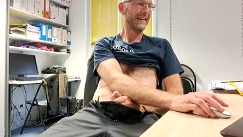 Snapshot of bi_french69 chatting on June 15, 2026, 4:42 pm My name is David and if you like public exhibitions you wont be disappointed with me LoL - My favorite vibes is 44 online show from June 15, 2026, 4:42 pm