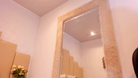 Bianca online show from October 10, 2025, 12:59 pm