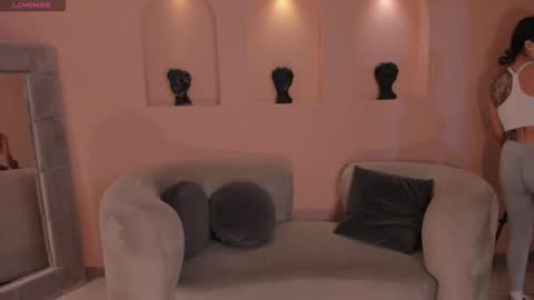 Snapshot of biancapierce_ chatting on February 6, 2026, 11:57 am Bianca Pierce online show from February 6, 2026, 11:57 am